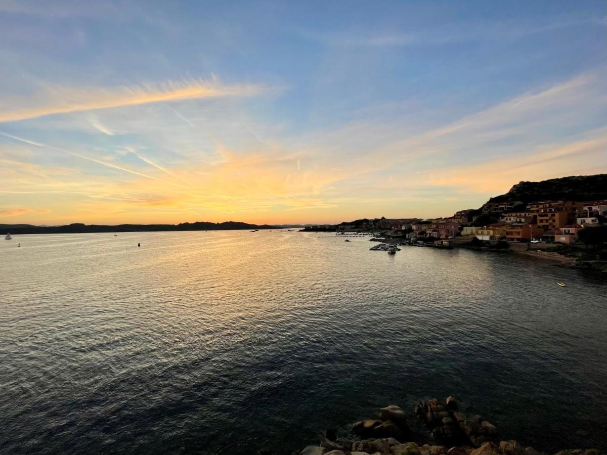 Appartamento Fronte Mare Residence Weber La Maddalena (Sassari) Exterior foto